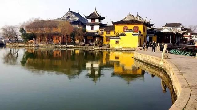 辞职人事好工作，换了三份文职工作，都没有超过一个星期定不下心怎么办我又想去学美容？怎么办怎么办游戏画面